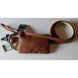 Stone Mountain Leather Double Belted Fanny Pack